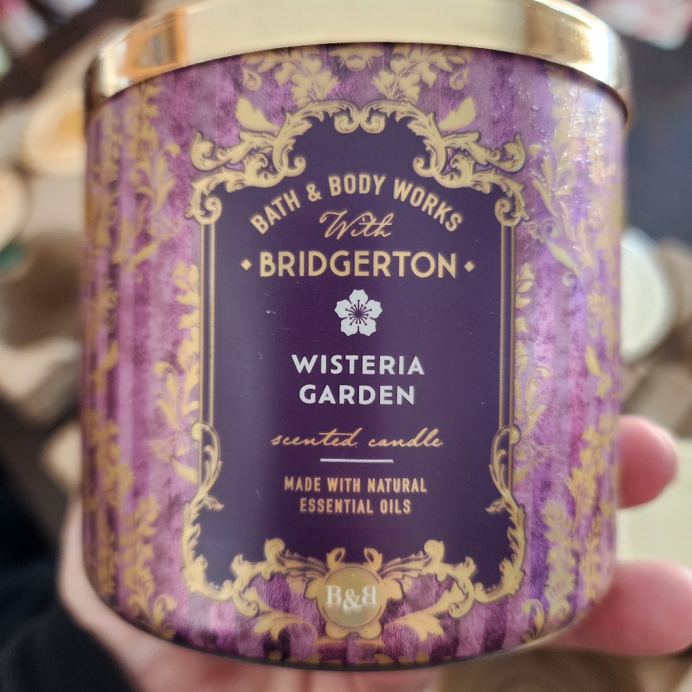 Wisteria Garden 3 Wick